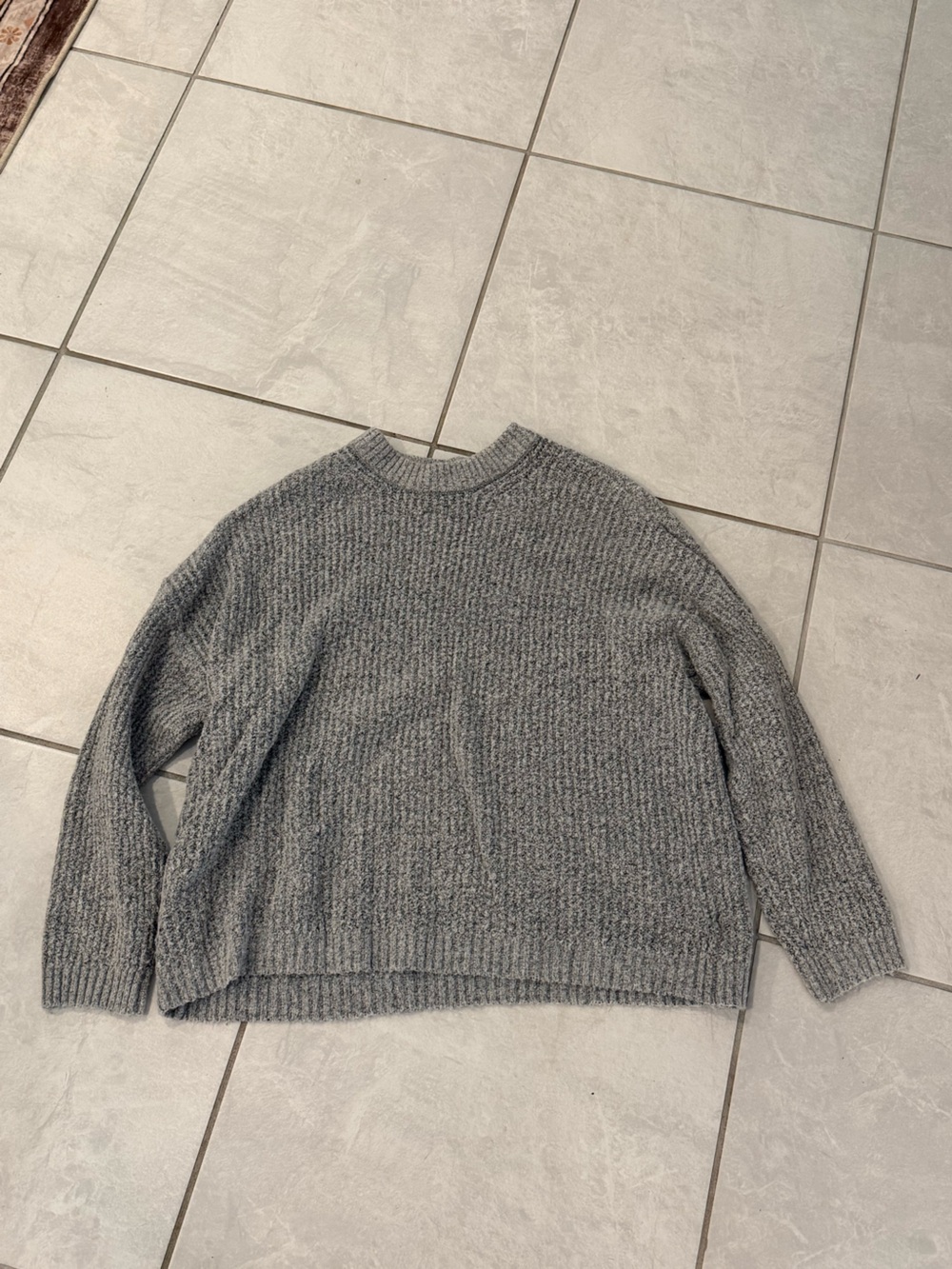 American Eagle Outfitters Heather Gray Ribbed Crewneck Sweater